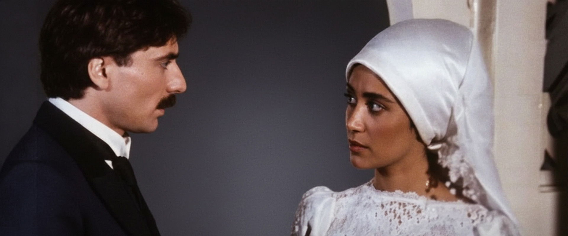 Kuyruklu Yıldız Altında Bir İzdivaç's banner image