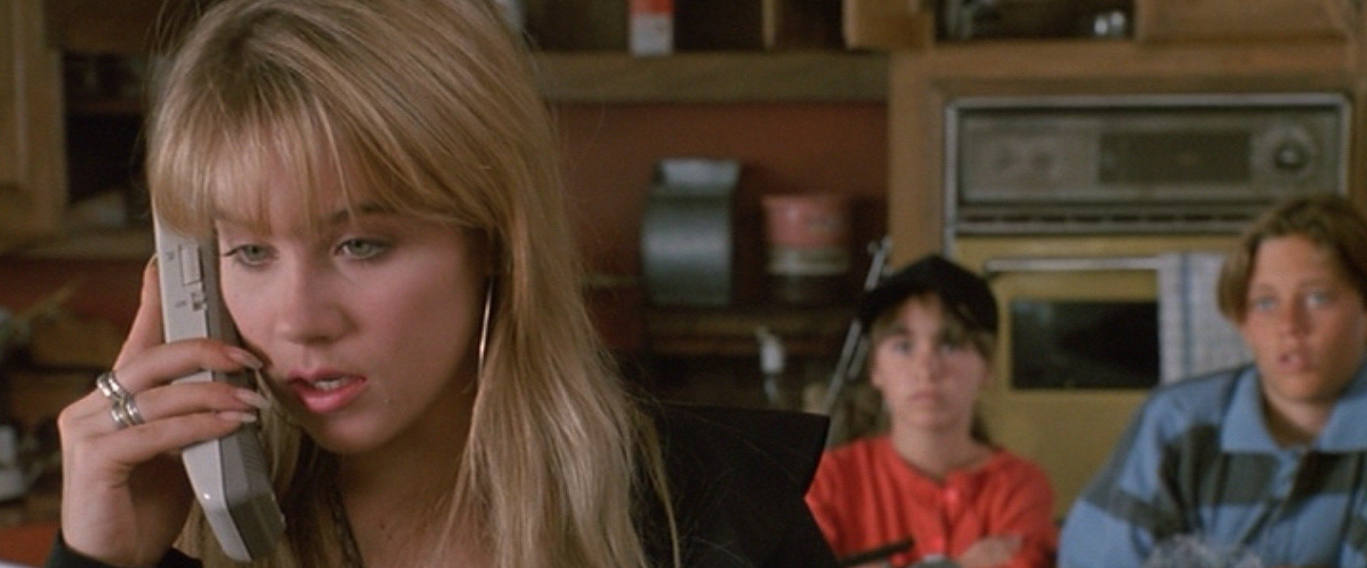 Don't Tell Mom the Babysitter's Dead