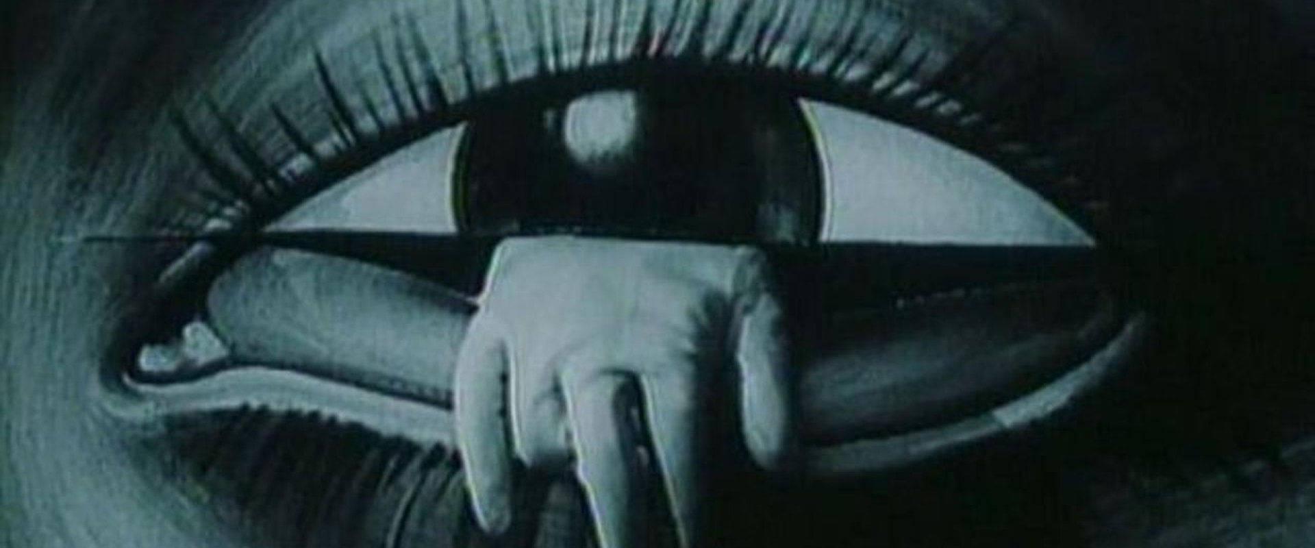 The Vanished World of Gloves