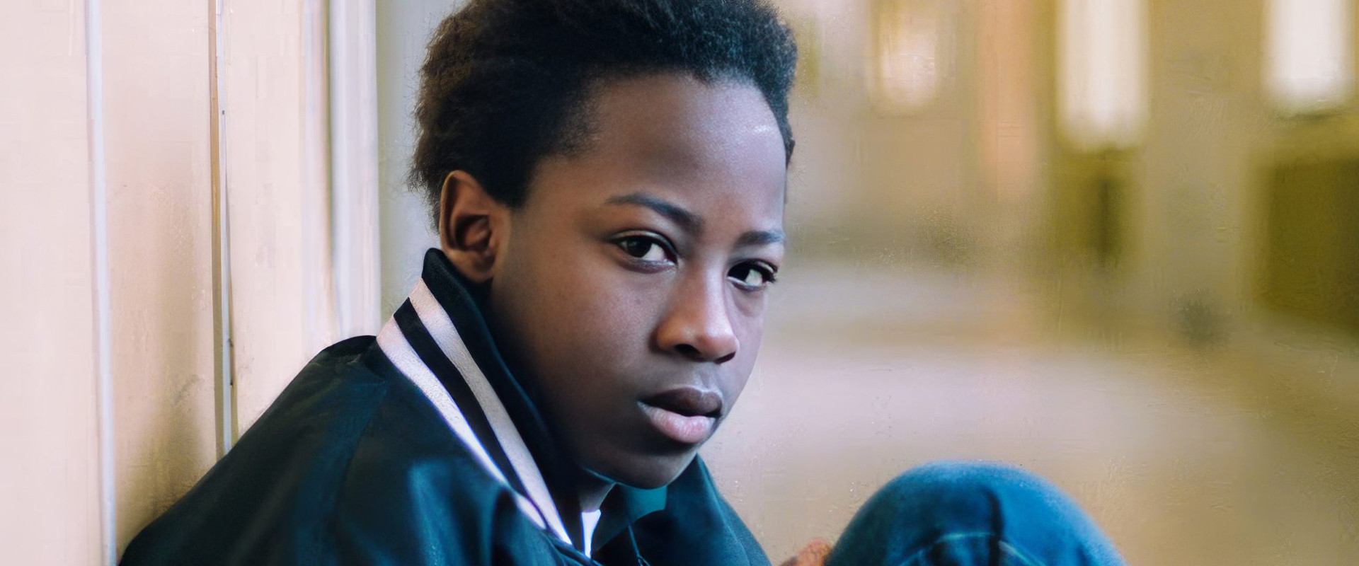 Leslie - Killen som kommer att glänsa's banner image