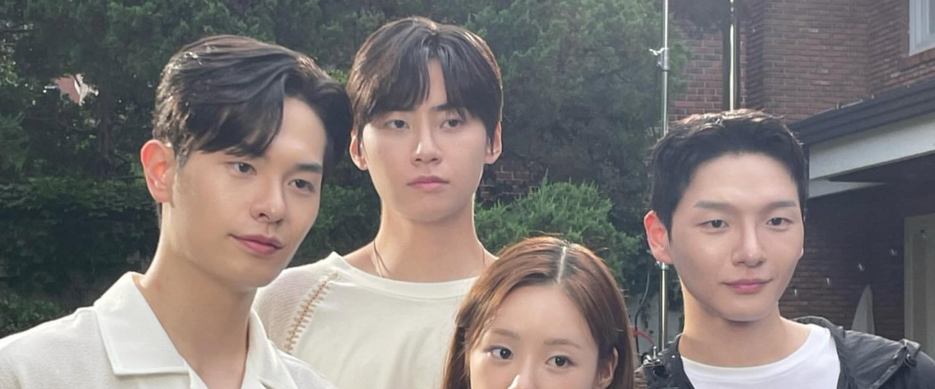 첫 키스의 주인공은, 누구?'s banner image