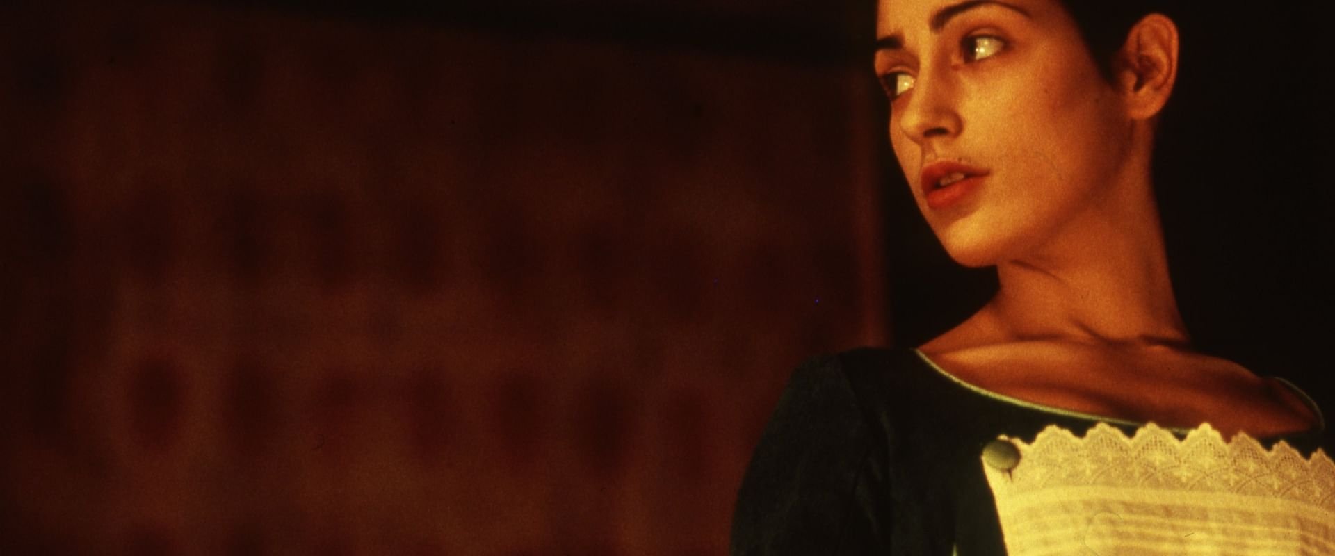 Esther Kahn