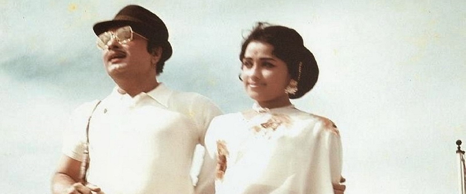 Ulagam Sutrum Valiban's banner image