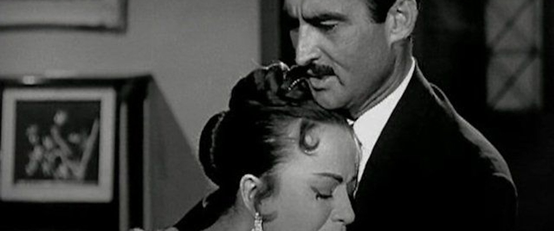 الحب الأخير's banner image