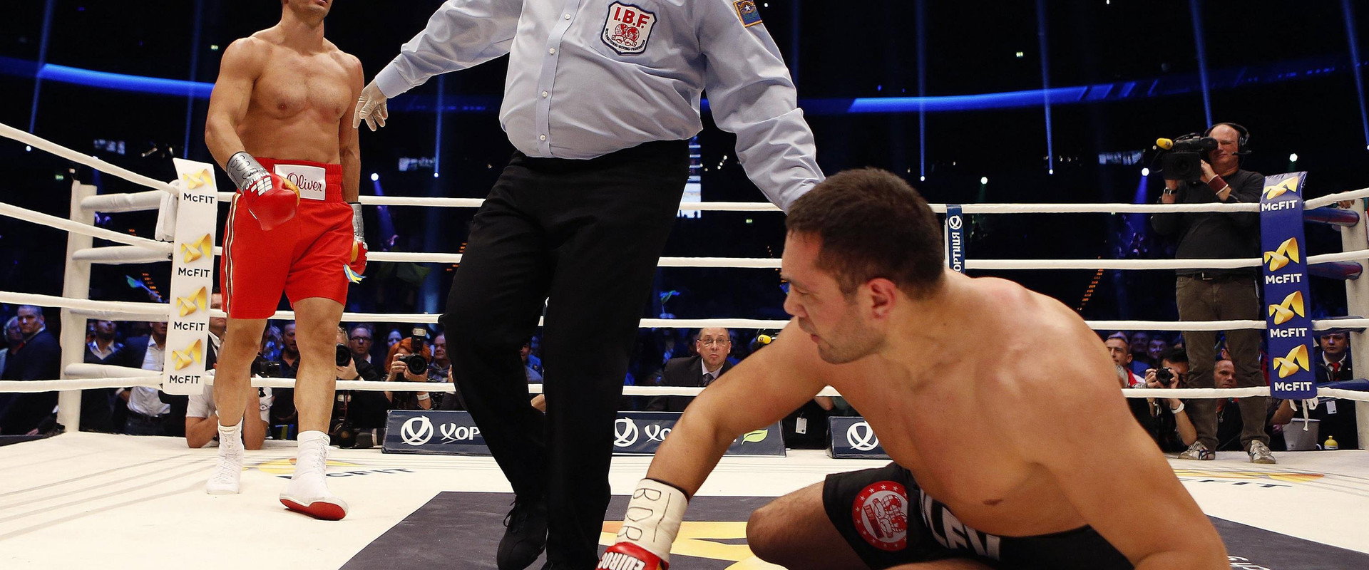Wladimir Klitschko vs. Kubrat Pulev's banner image