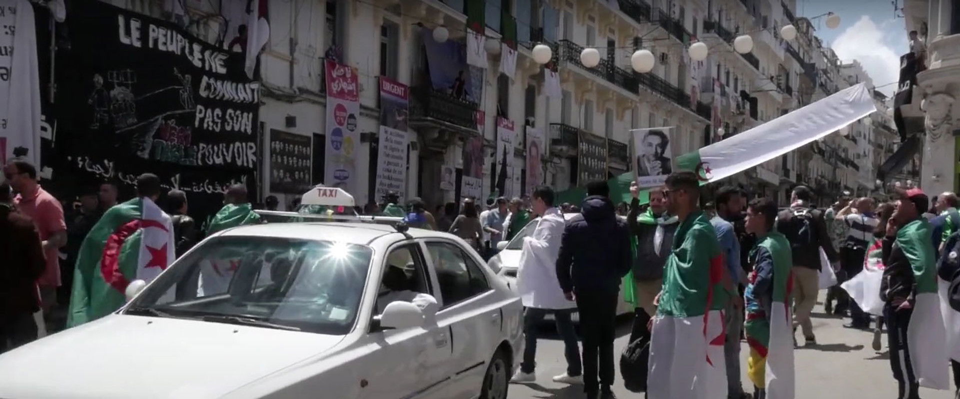 Vendredi est une fête's banner image