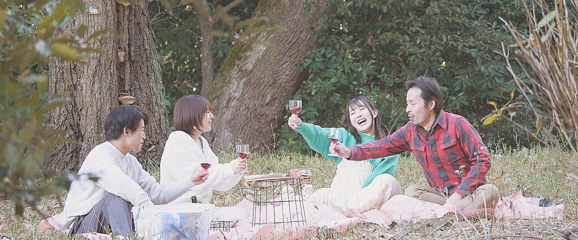 Mucha furi kaika-chû: Uwaki musume to hoteri tsuma's banner image