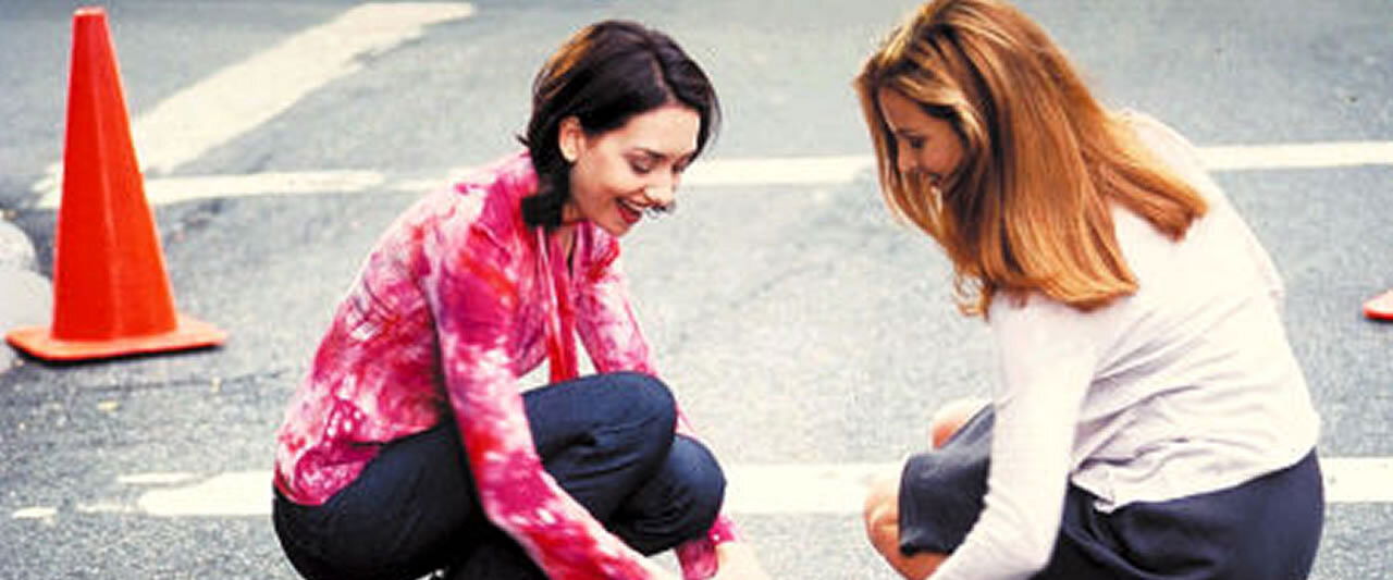 Besando a Jessica Stein