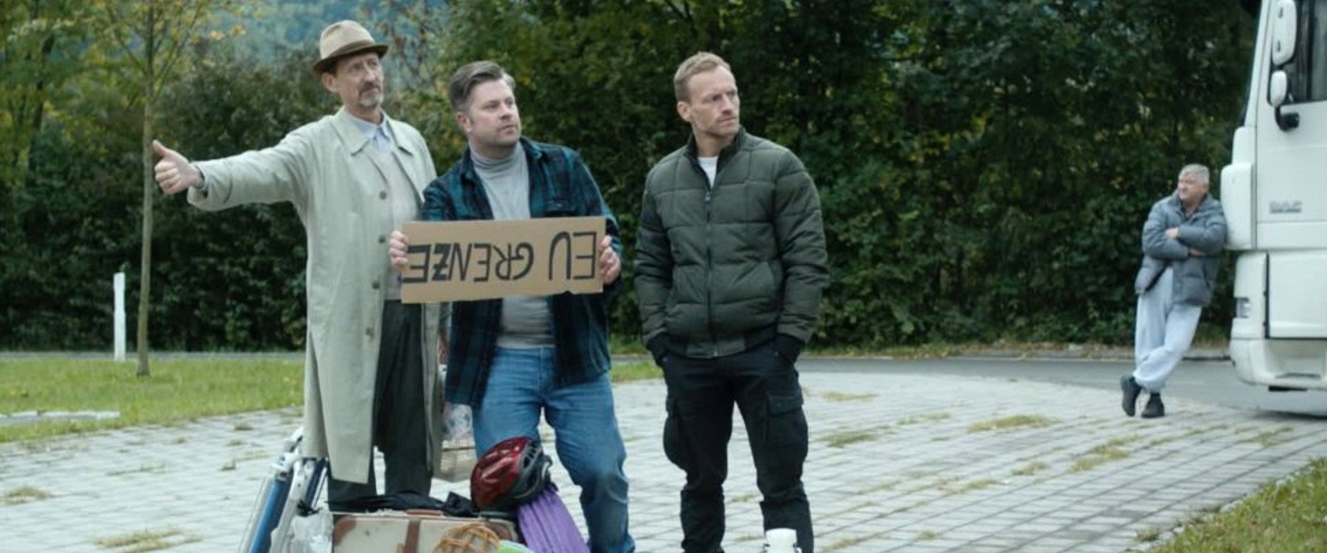 Einmal Flüchtling und zurück's banner image