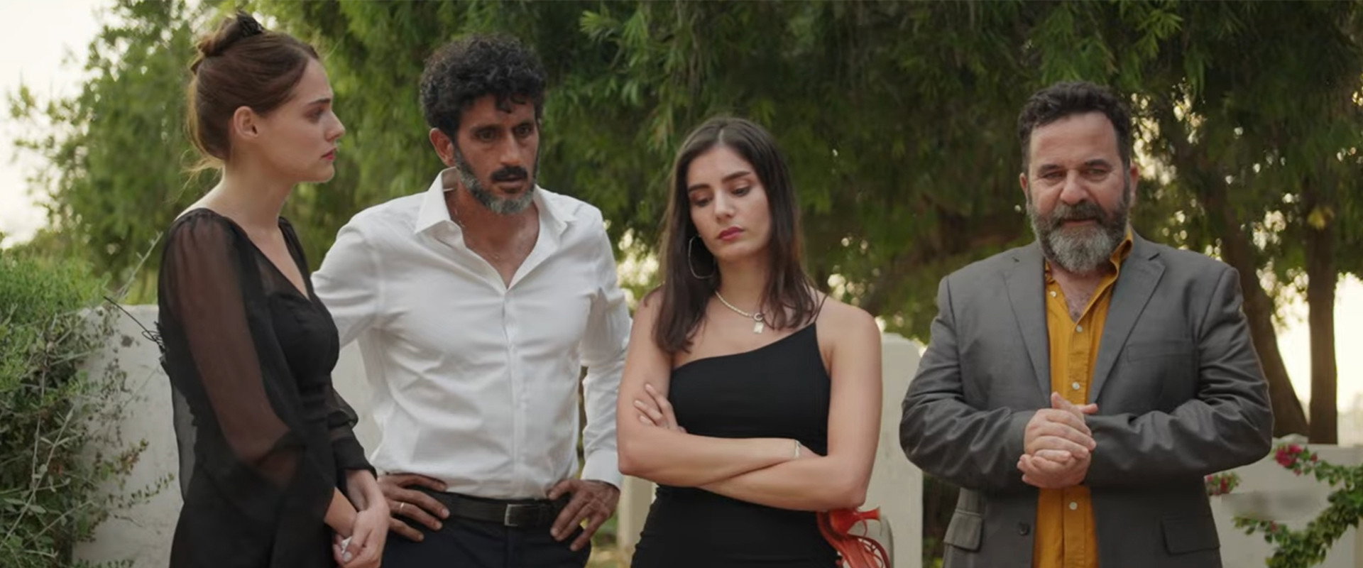 המוסד מת מצחוק