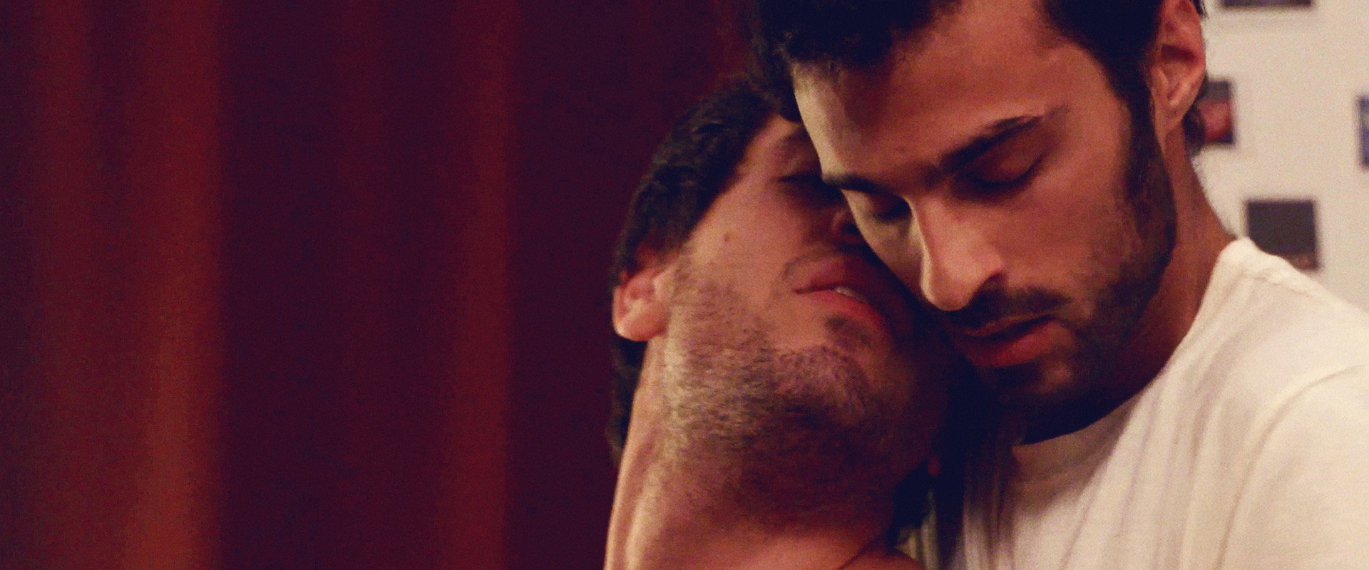 Kiss Me's banner image