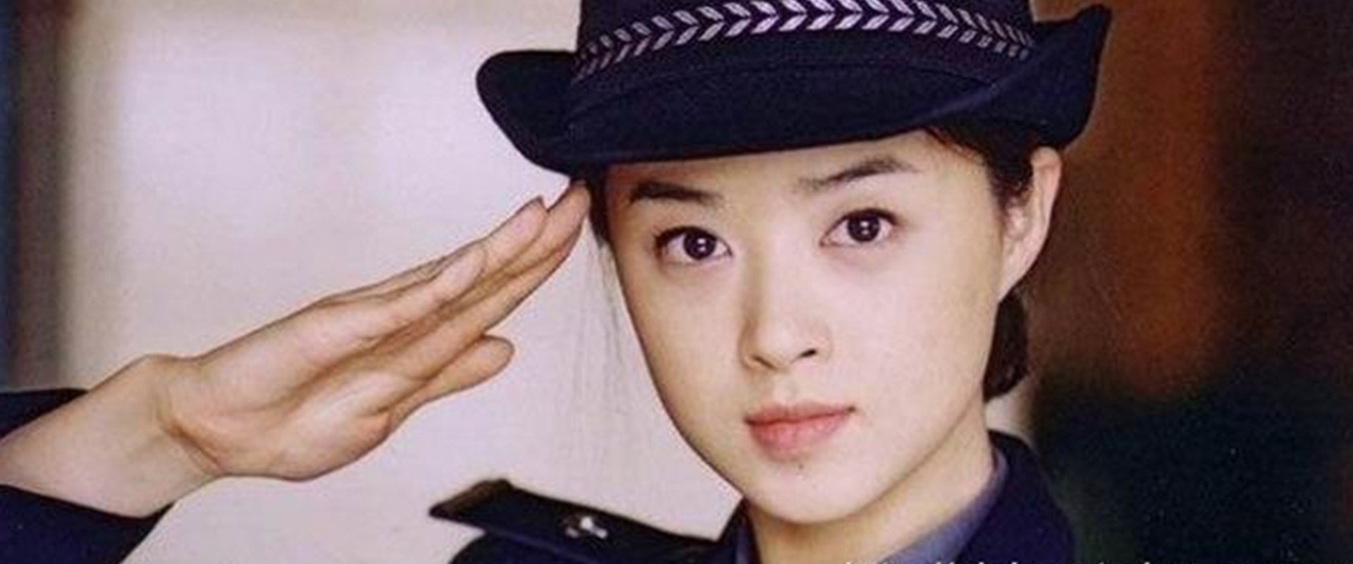 咫尺天涯