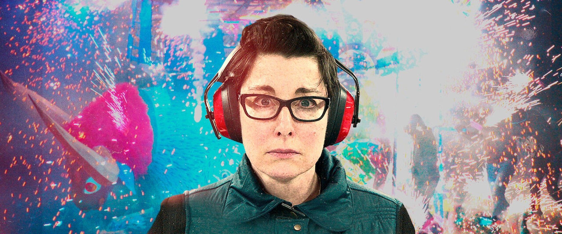 Sue Perkins: Perfectly Legal dizisi için arka plan görseli