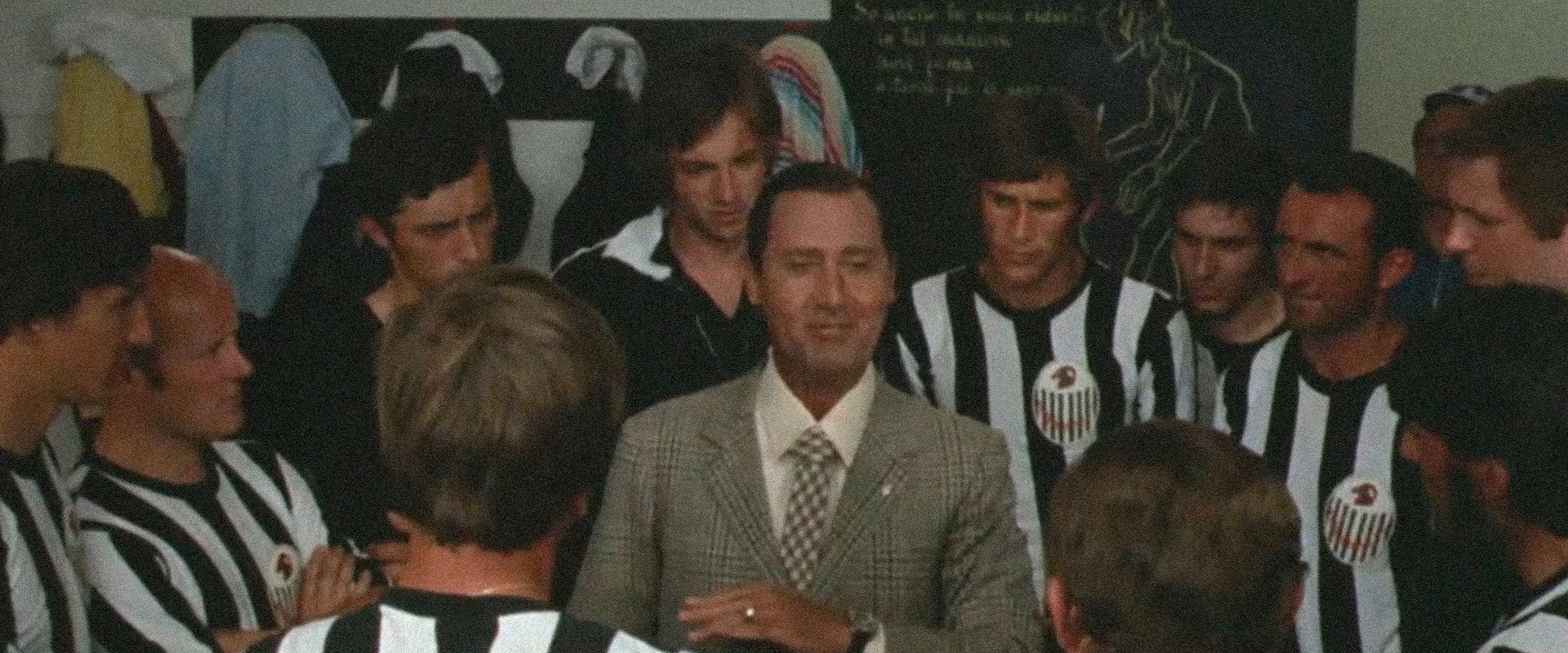 Il presidente del Borgorosso Football Club's banner image