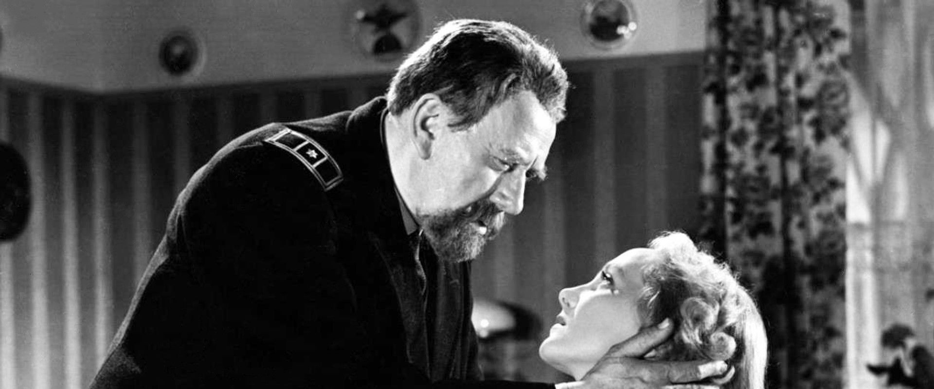 Nat-ekspressen (P. 903)'s banner image