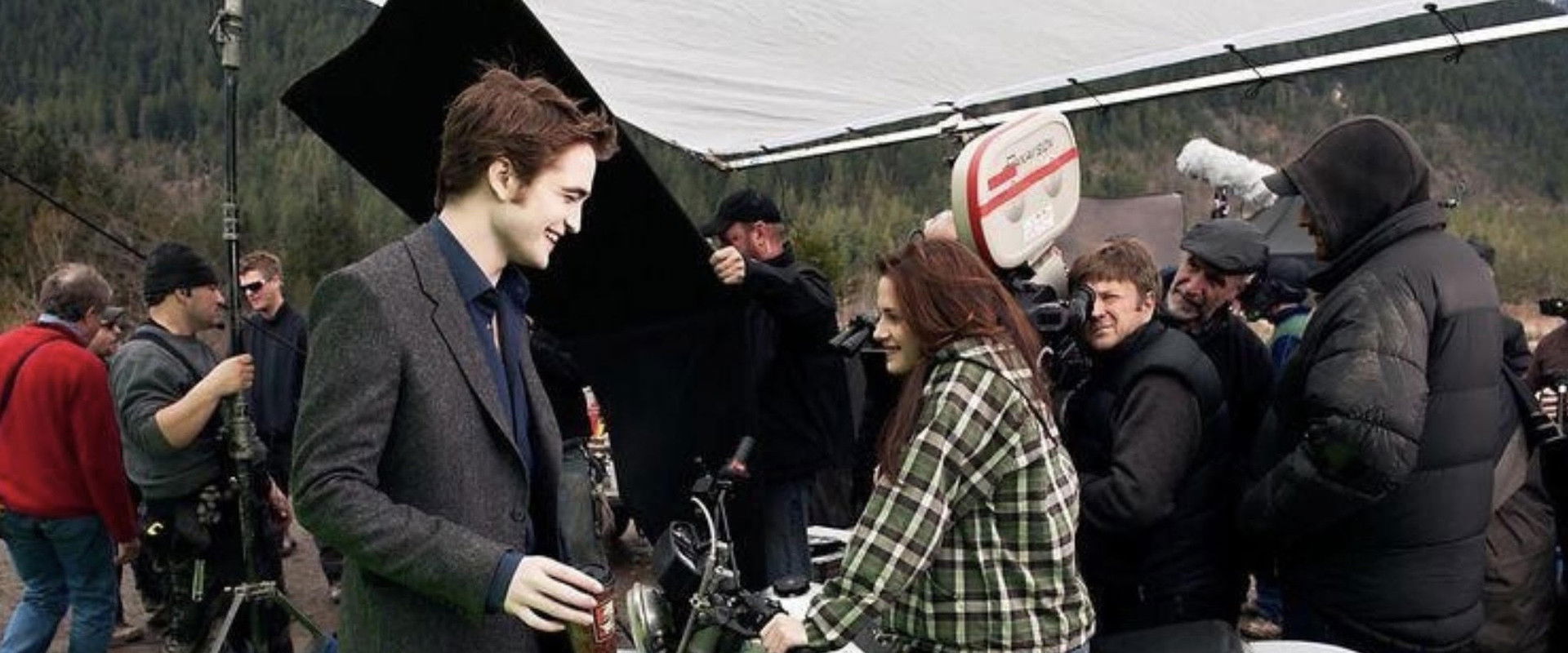 New Moon: The Journey Continues's banner image