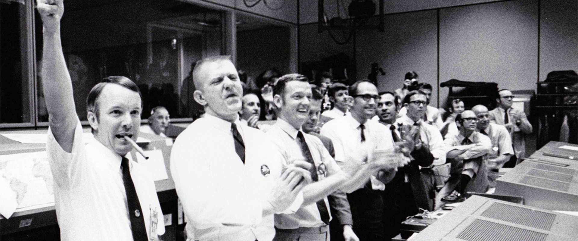 Mission Control: The Unsung Heroes of Apollo
