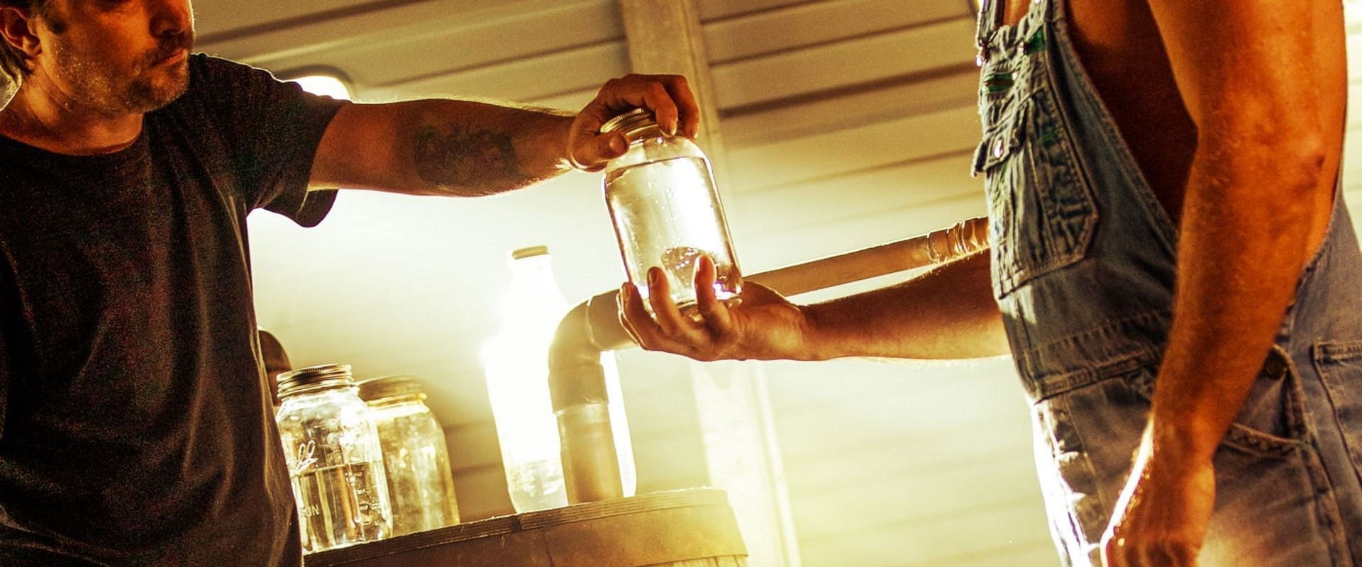 Moonshiners: Whiskey Business's banner image