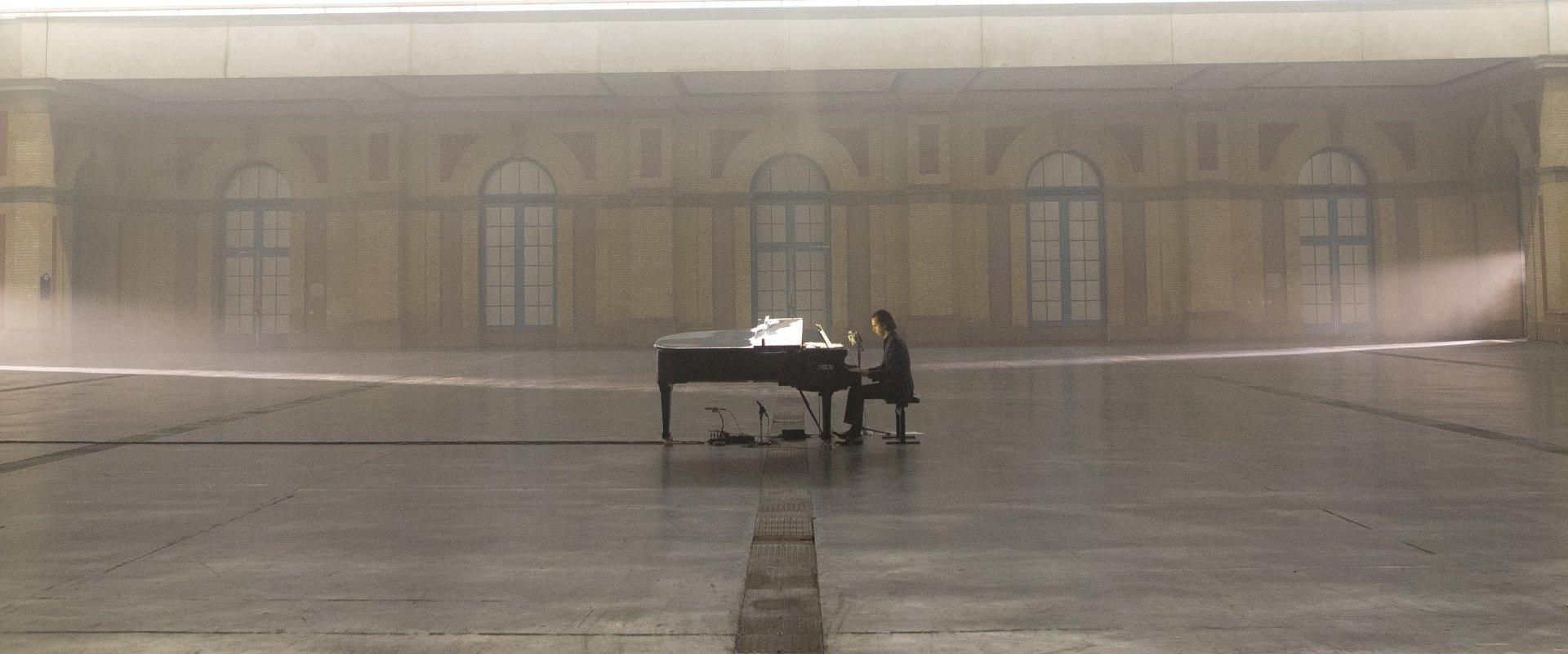 Idiot Prayer: Nick Cave Alone at Alexandra Palace