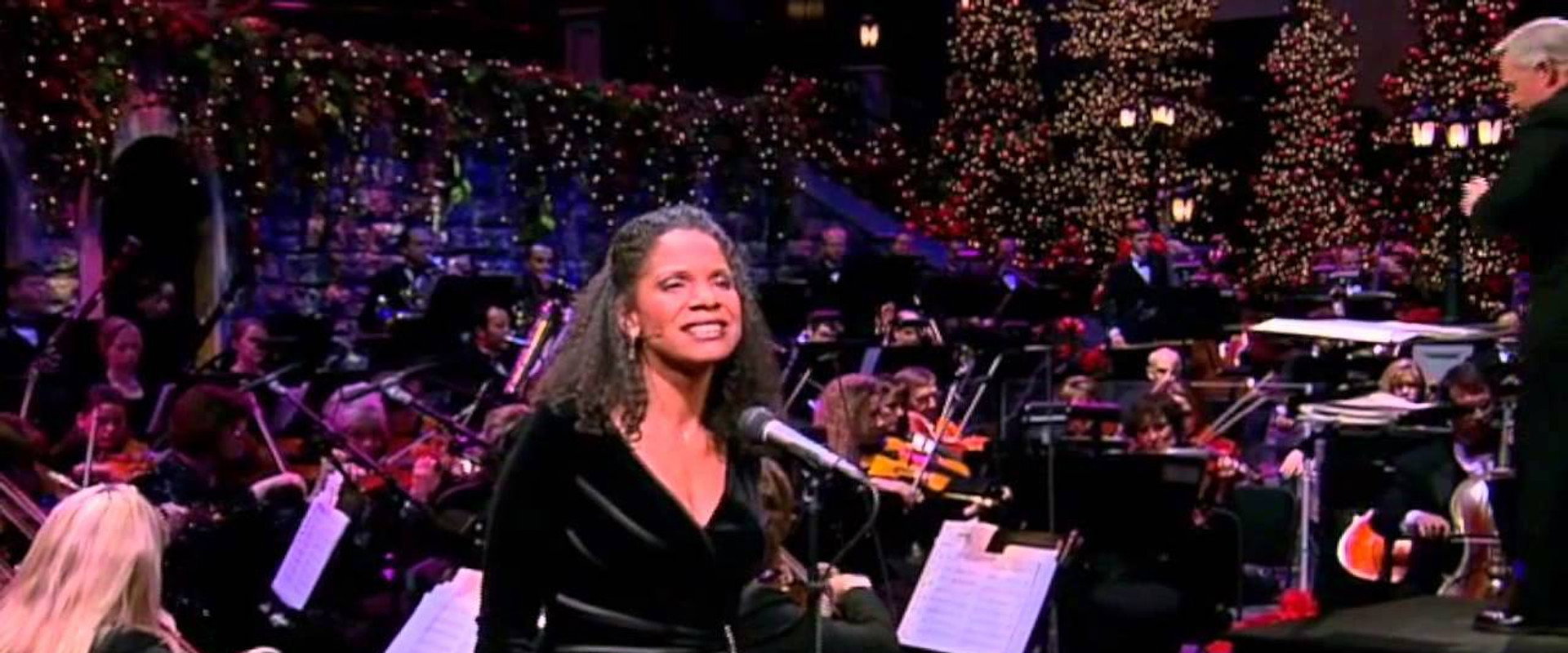Christmas with the Mormon Tabernacle Choir and Orchestra at Temple Square Featuring Audra McDonald and Peter Graves's banner image