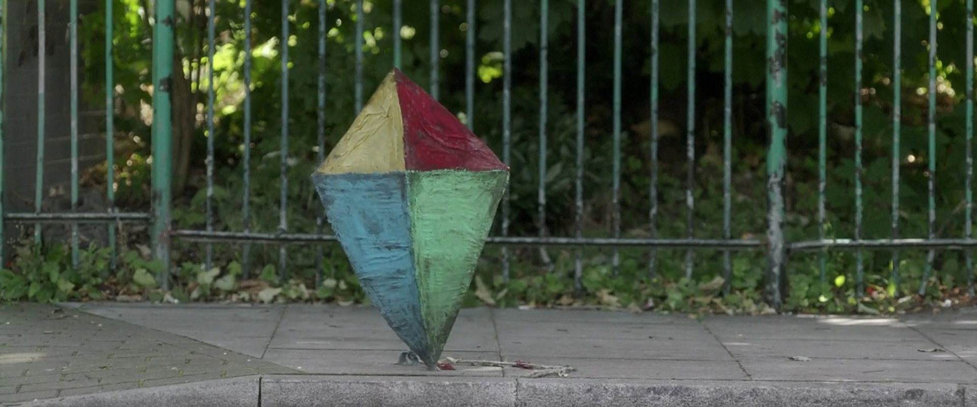 How a Kite Flies