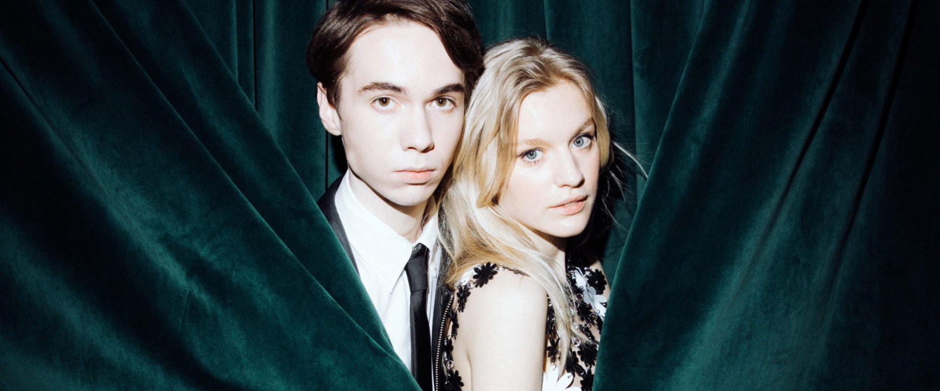 Happy End's banner image