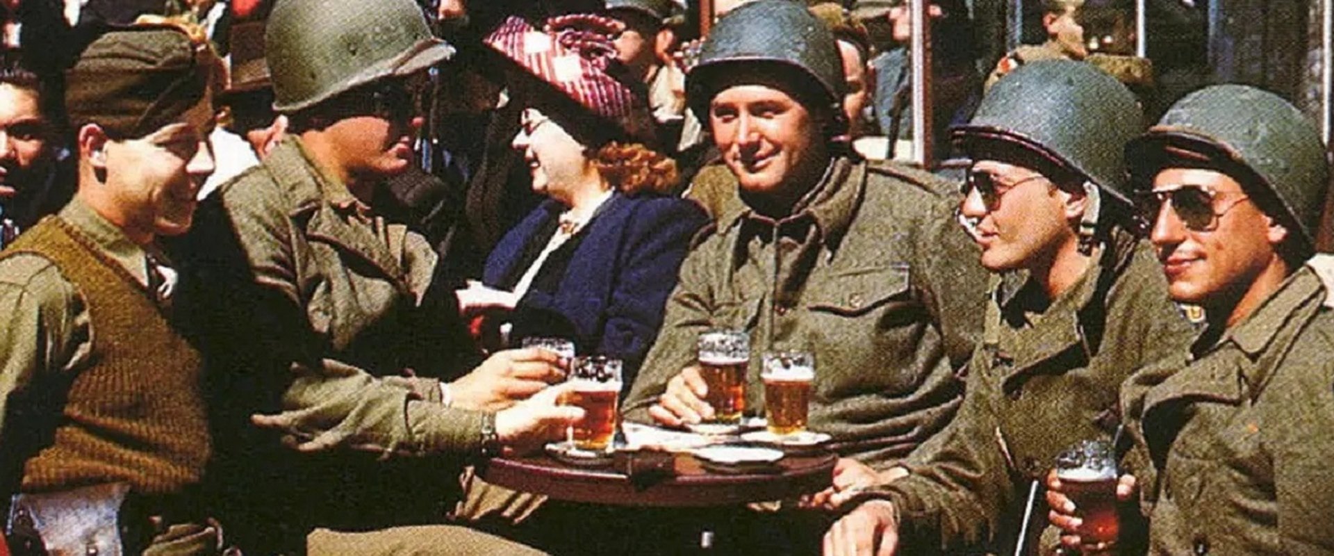 Ils ont filmé la guerre en couleurs
