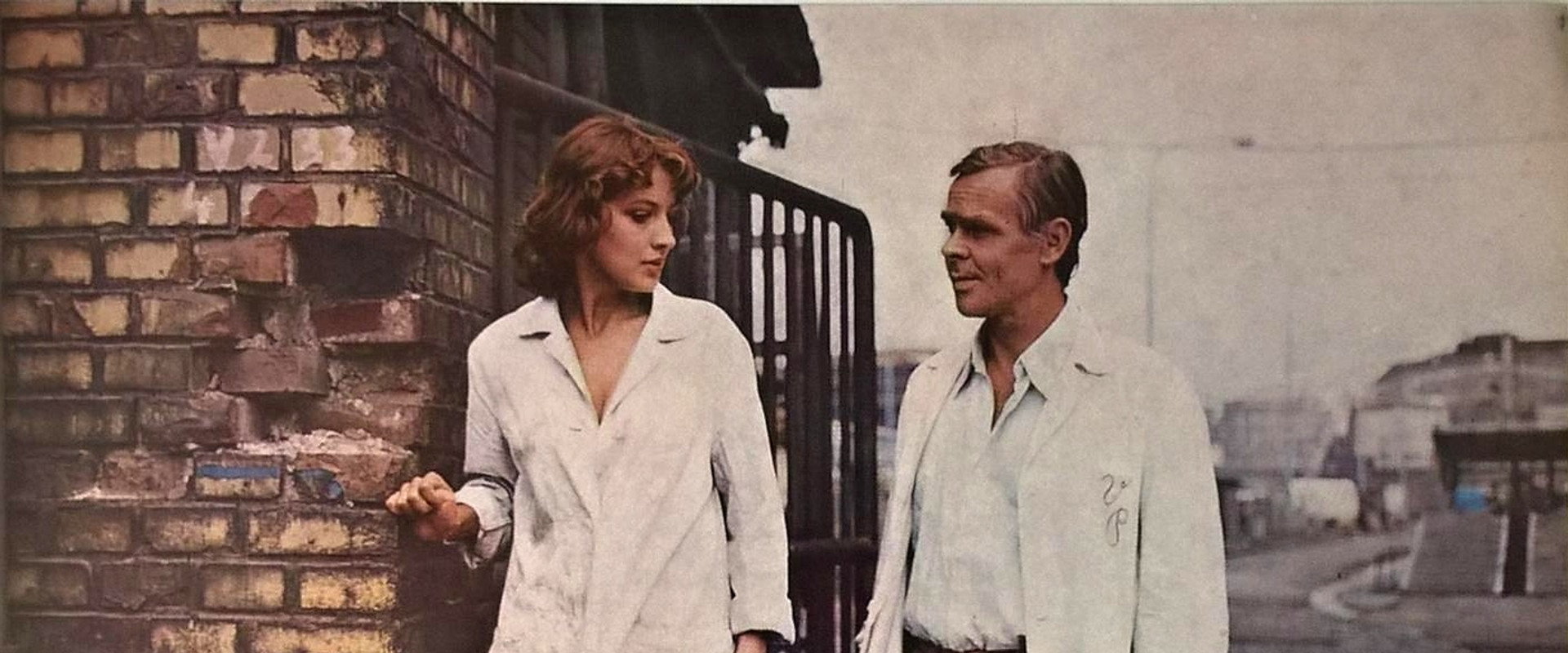 Mladý muž a bílá velryba