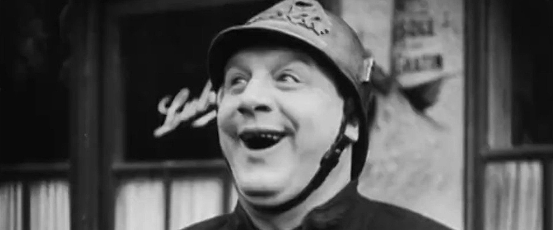 The Fireman of the Folies-Bergere's banner image