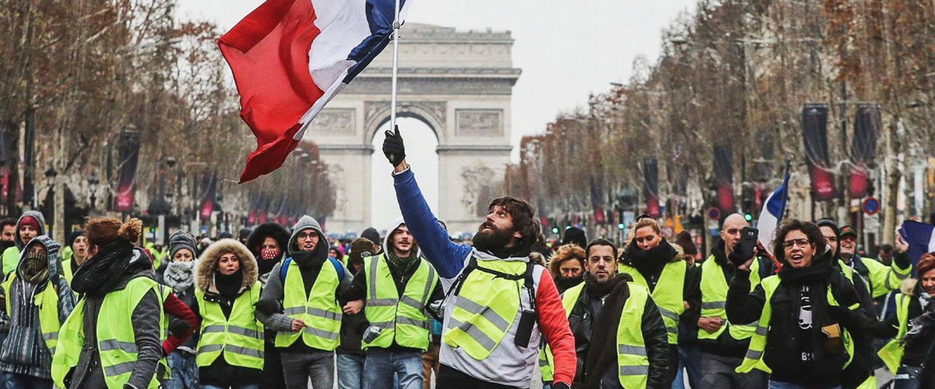 Président : le prix à payer - Face à la rue's banner image