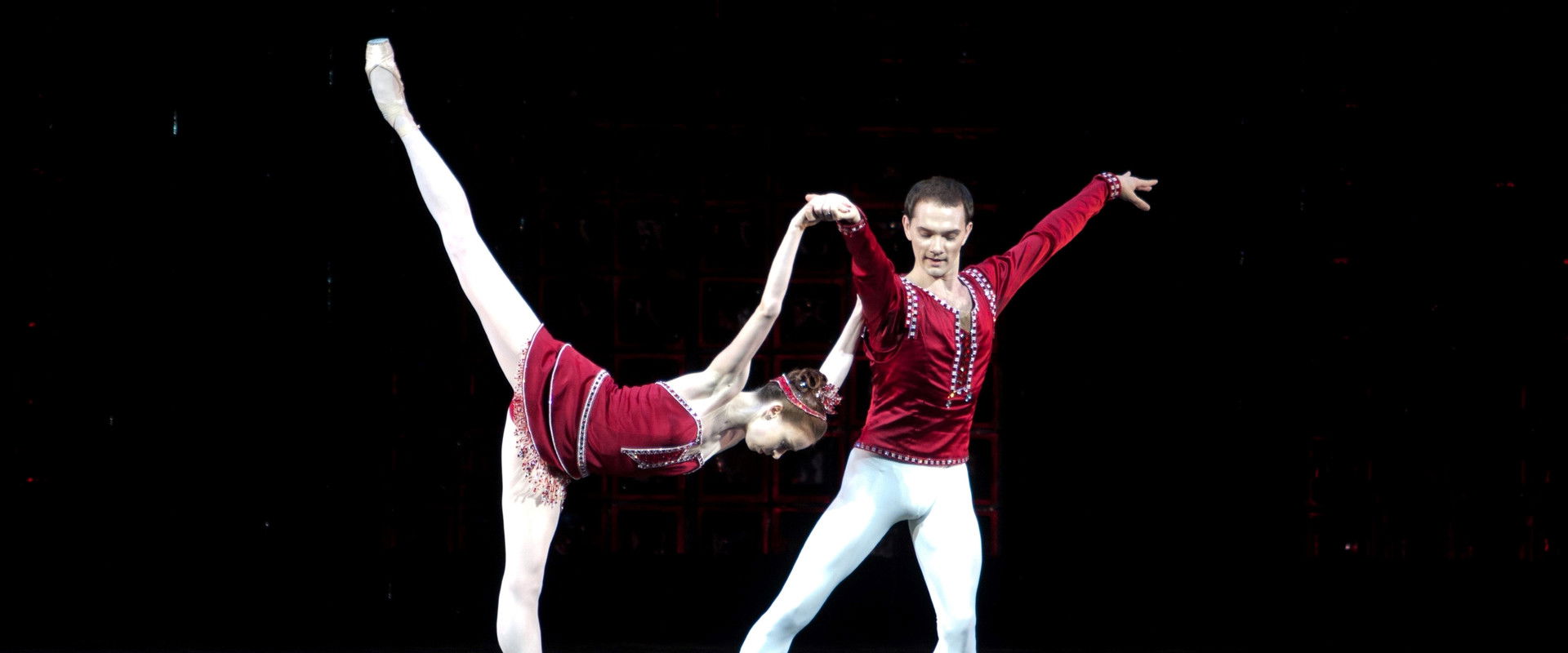 Bolshoi Ballet: Jewels's banner image