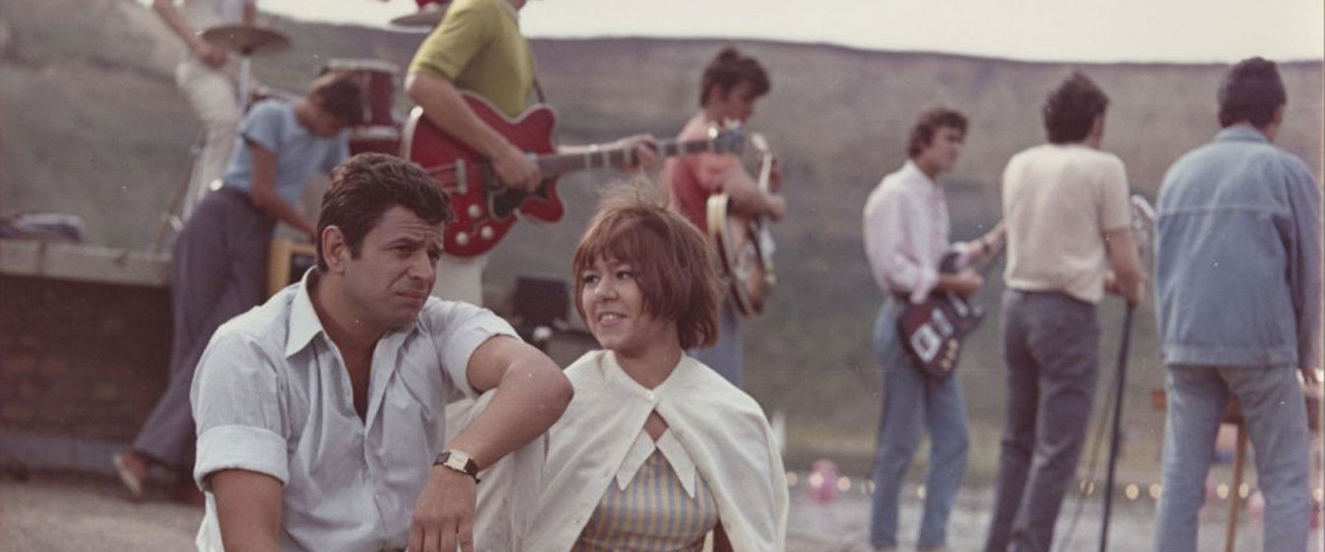 Do You Know Sunday-Monday?'s banner image