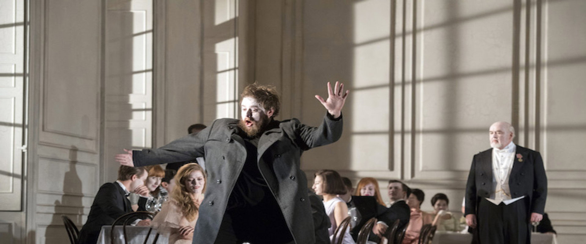 The Metropolitan Opera: Hamlet's banner image