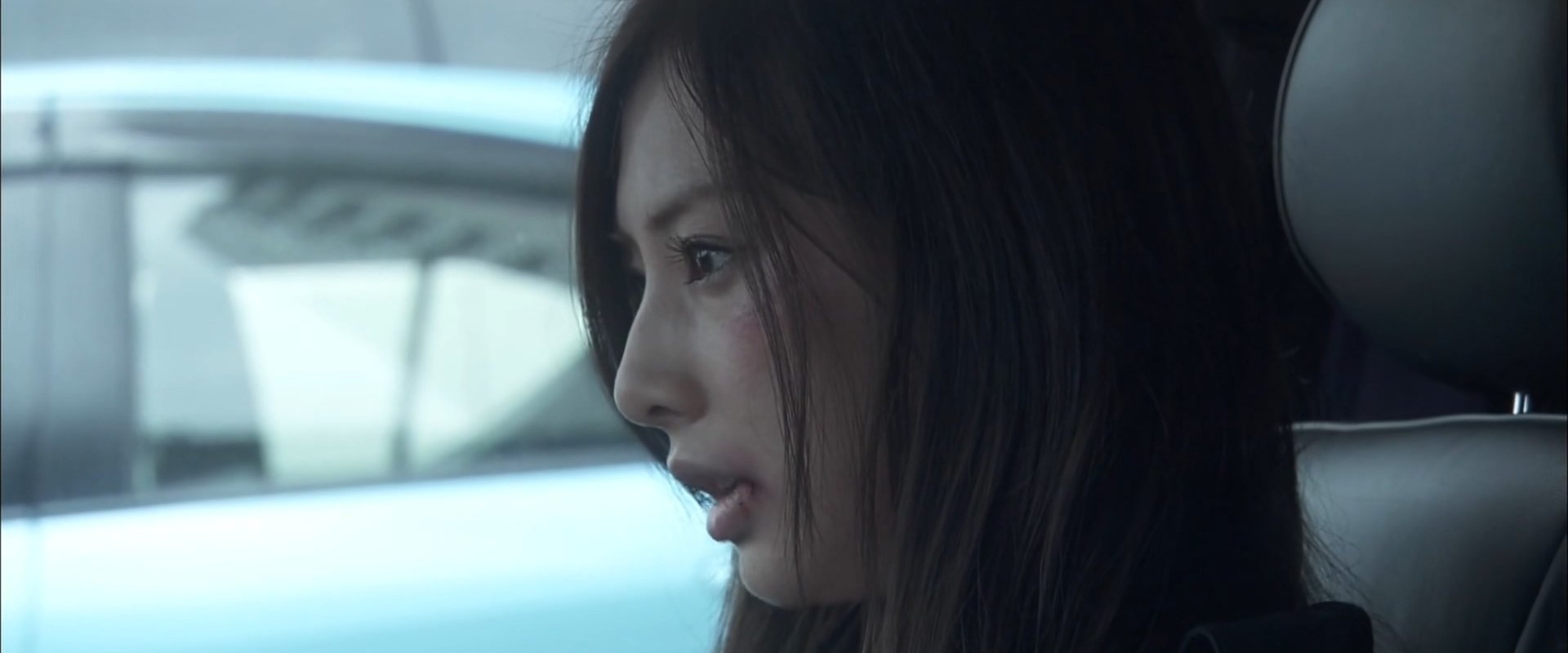 Detective versus Detectives