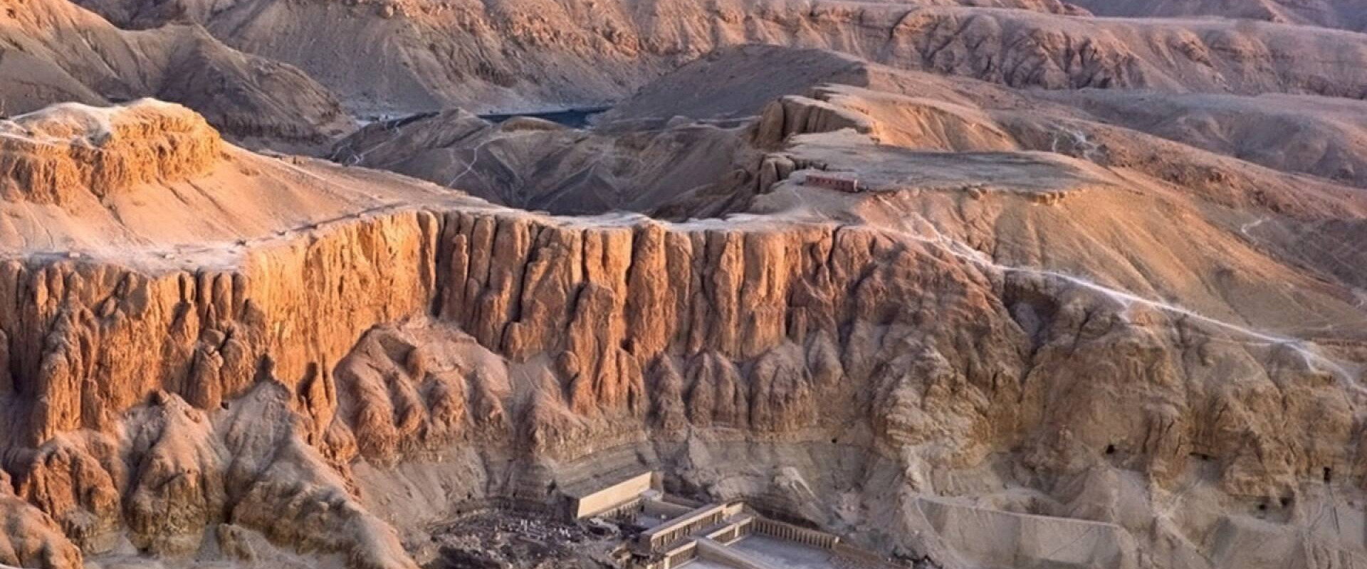 Assassination in the Valley of the Kings's banner image