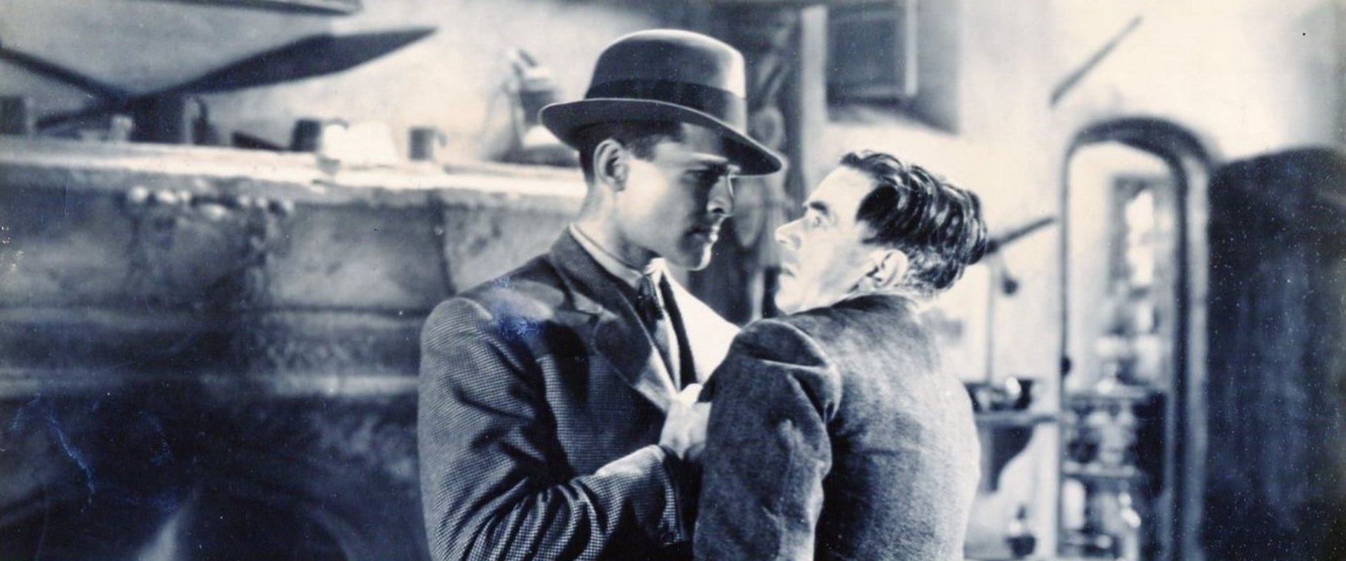 Bulldog Drummond at Bay