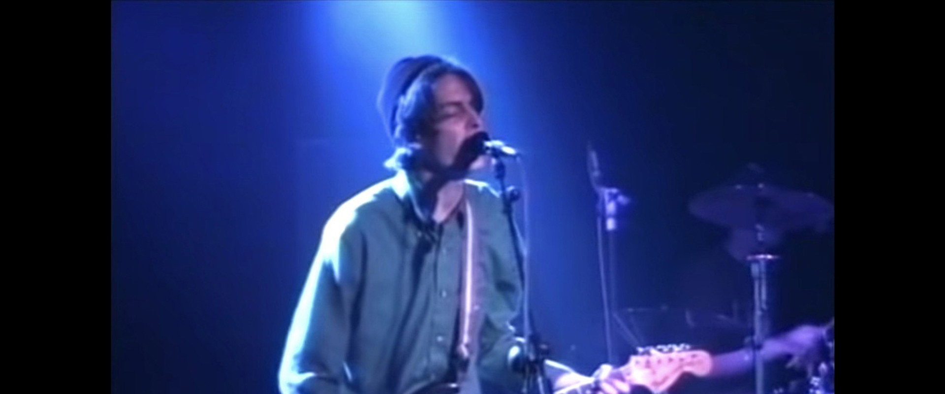 Pavement: March 6, 1994 - Frankfurt, Germany's banner image