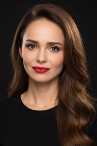 Profile of Pelin Sönmez