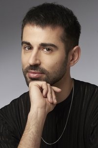 Profile of Tomás Eloy Muñoz