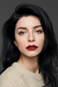 Profile of Merve Boluğur