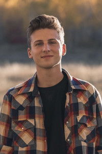 Profile of Damien Foster