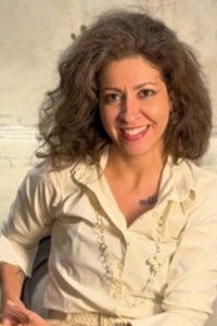 Profile of Thiara Tezza