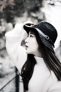 Profile of Lan Bai Se