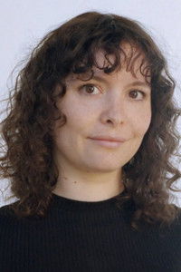 Profile of Ania de Sá