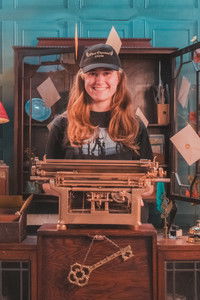 Profile of Lauren Sims