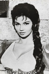 Profile of Chelo Alonso