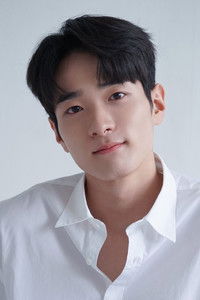 Profile of Kim Mu-seob