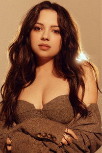 Profile of Cree Cicchino