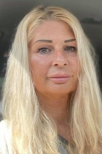 Profile of Emma Kost