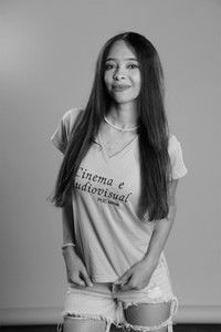 Profile of Jhullie Almeida